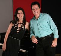 Foto de Luciano Alves e Bettina Graziani