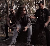 Foto de Negative Wolts