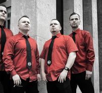 Foto de Solitary Experiments