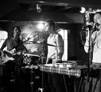 Foto de Burning Hearts