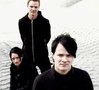 Foto de Pride and Fall