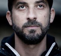 Foto de Lucas Santtana