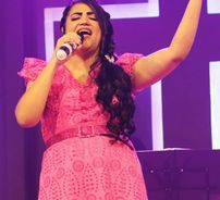 Foto de Pra Jhulia Mendonça