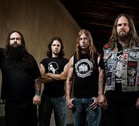 Foto de 3 Inches of Blood