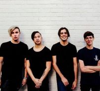 Foto de With Confidence