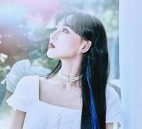 Foto de SIYEON (DREAMCATCHER)