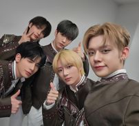 Foto de TOMORROW X TOGETHER (TXT)