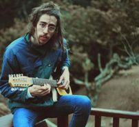 Foto de Tim Bernardes