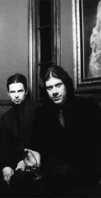 Foto de Black Light Burns