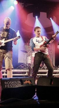 Foto de Press Play On Tape