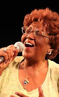 Foto de Dona Ivone Lara