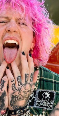 Foto de Nathan James