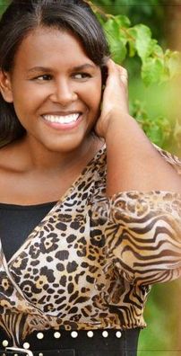 Foto de Cantora Edilaine Silva