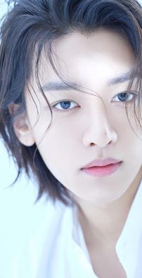 Foto de Han Seung Yun