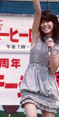 Foto de Miyoko Yoshimoto (芳本美代子)