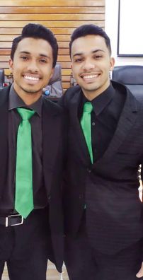 Foto de Gabriel e Uriel