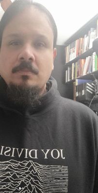 Foto de Nênia e Partitura