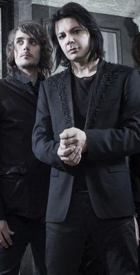 Foto de Love Amongst Ruin