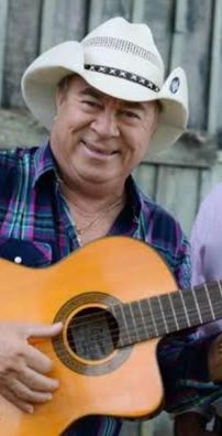 Foto de Alcino Alves e Havaí