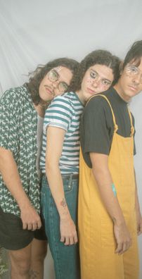 Foto de Aquino e a Orquestra Invisível