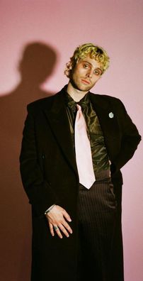 Foto de Luke Hemmings