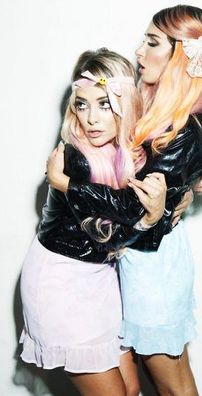 Foto de Rebecca and Fiona