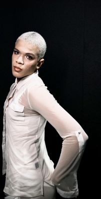 Foto de Arthur Santana (Oficial)