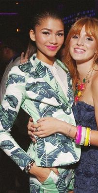 Foto de Bella Thorne e Zendaya