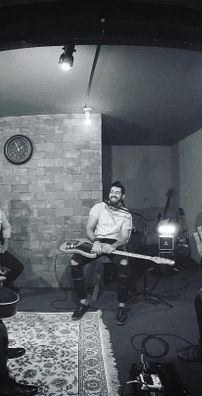 Foto de Banda 4 seres