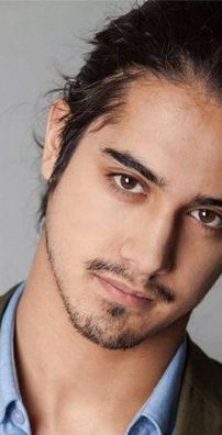 Foto de Avan Jogia