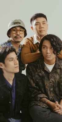 Foto de She's Only Sixteen