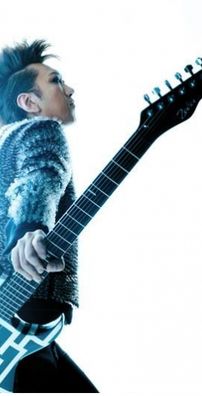 Foto de Tomoyasu Hotei