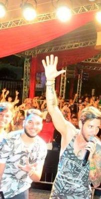 Foto de Grupo Long Neck