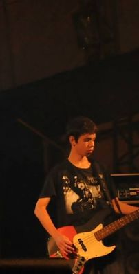 Foto de R.L.X. Remember Lying