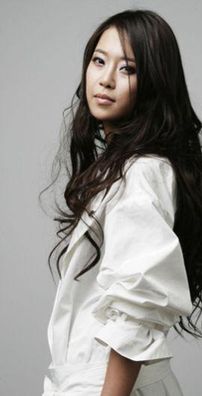 Foto de Baek Ji Young