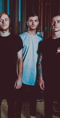 Foto de Thousand Below