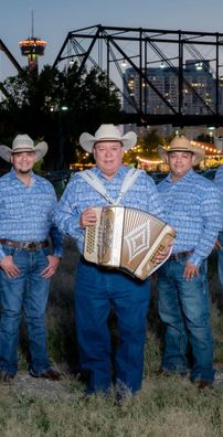 Foto de David Lee Garza y Los Musicales