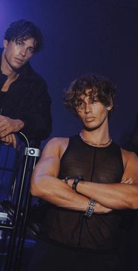 Foto de Elevator Boys