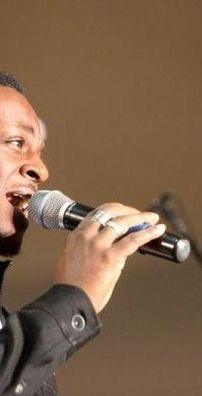 Foto de Damien Lawson