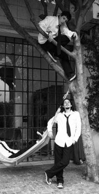 Foto de We Die Young