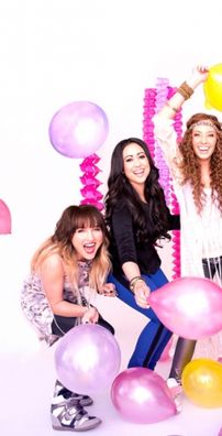 Foto de 1 Girl Nation