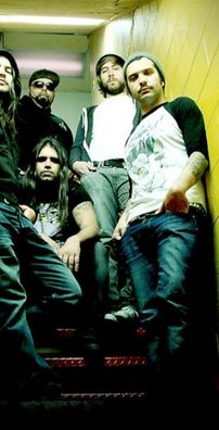 Foto de More Than A Thousand