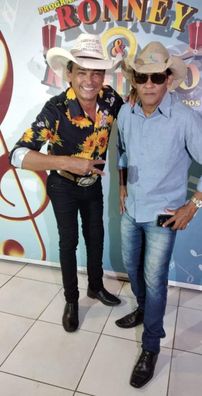 Foto de Ronney e Rominho