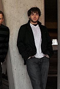 Foto de Bury The Bully