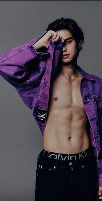 Foto de Bright Vachirawit