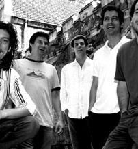 Foto de Pedro Luís & A Parede