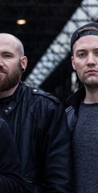 Foto de His Statue Falls