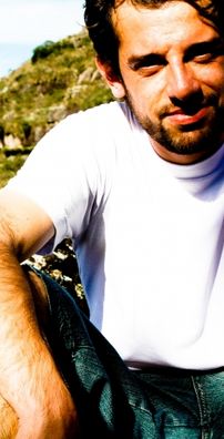 Foto de Eder e o Caracol de Cara