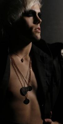 Foto de Semi Precious Weapons