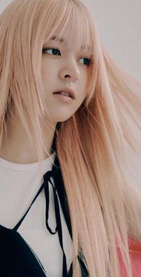 Foto de LILY (NMIXX)